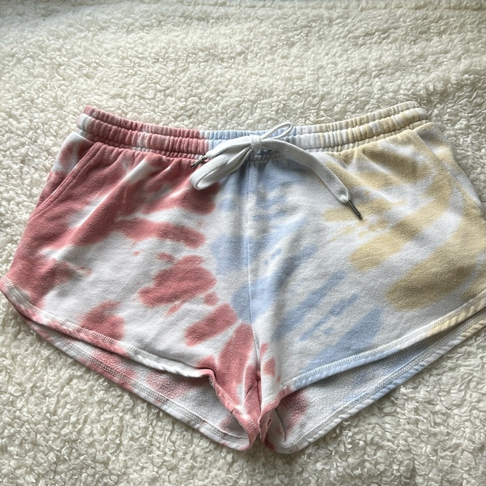 Z Supply Shorts in Malibu Tie Dye.